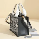 Medium Dior Book Tote - 图片 5