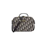 30 MONTAIGNE BOX BAG