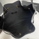 PARIS VII MEDIUM HOBO BAG IN CROCODILE-EMBOSSED PATENT LEATHER - 图片 2