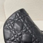 MEDIUM DIOR VIBE HOBO BAG - 图片 2