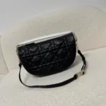 MEDIUM DIOR VIBE HOBO BAG - 图片 5