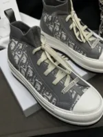 Low-Top Sneakers - 图片 4